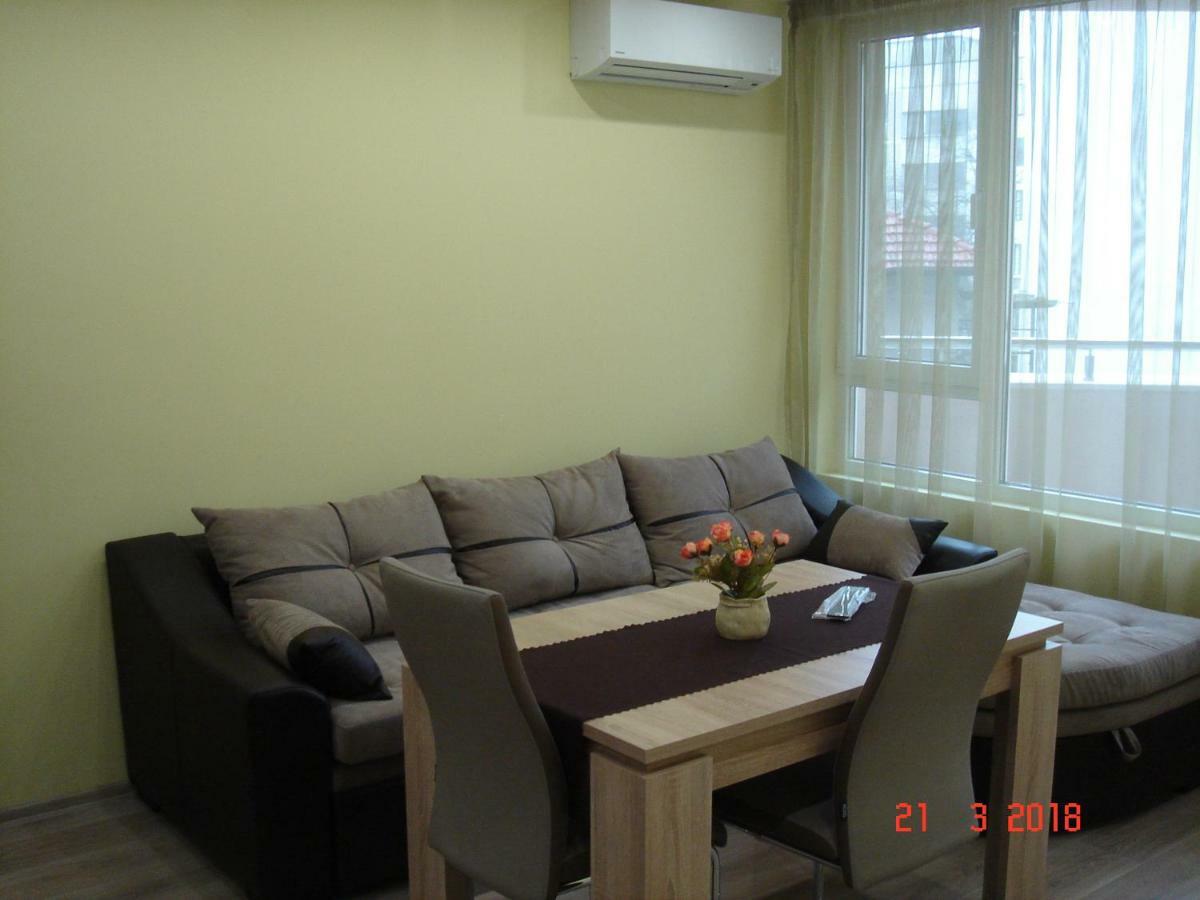 Apartment Deni Burgas ภายนอก รูปภาพ