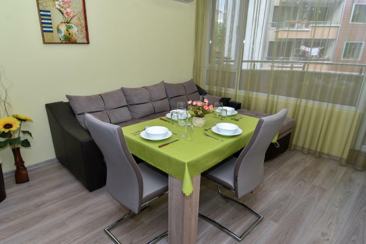 Apartment Deni Burgas ภายนอก รูปภาพ