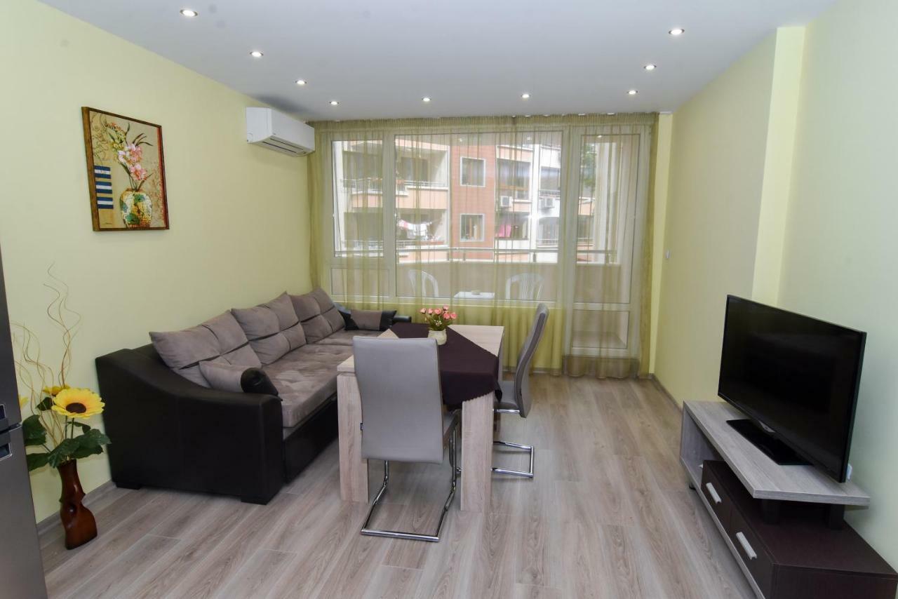 Apartment Deni Burgas ภายนอก รูปภาพ